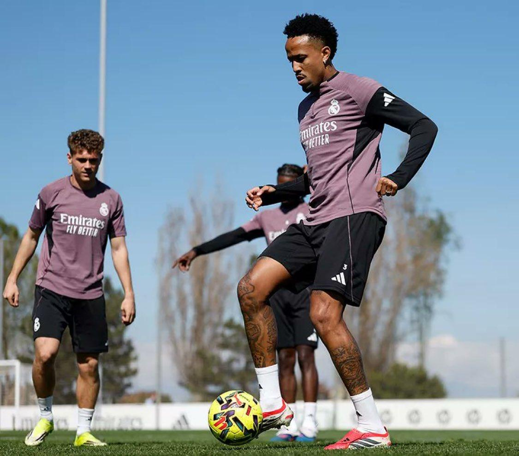 Éder Militão returns to Real Madrid’s squad as José Mourinho manages the defender’s recovery and playing time.